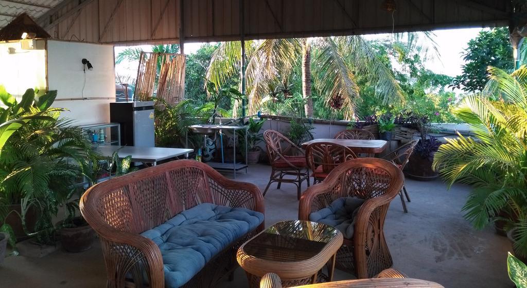 Firefly Guesthouse - The Berlin Angkor Ciudad de Siem Riep Exterior foto